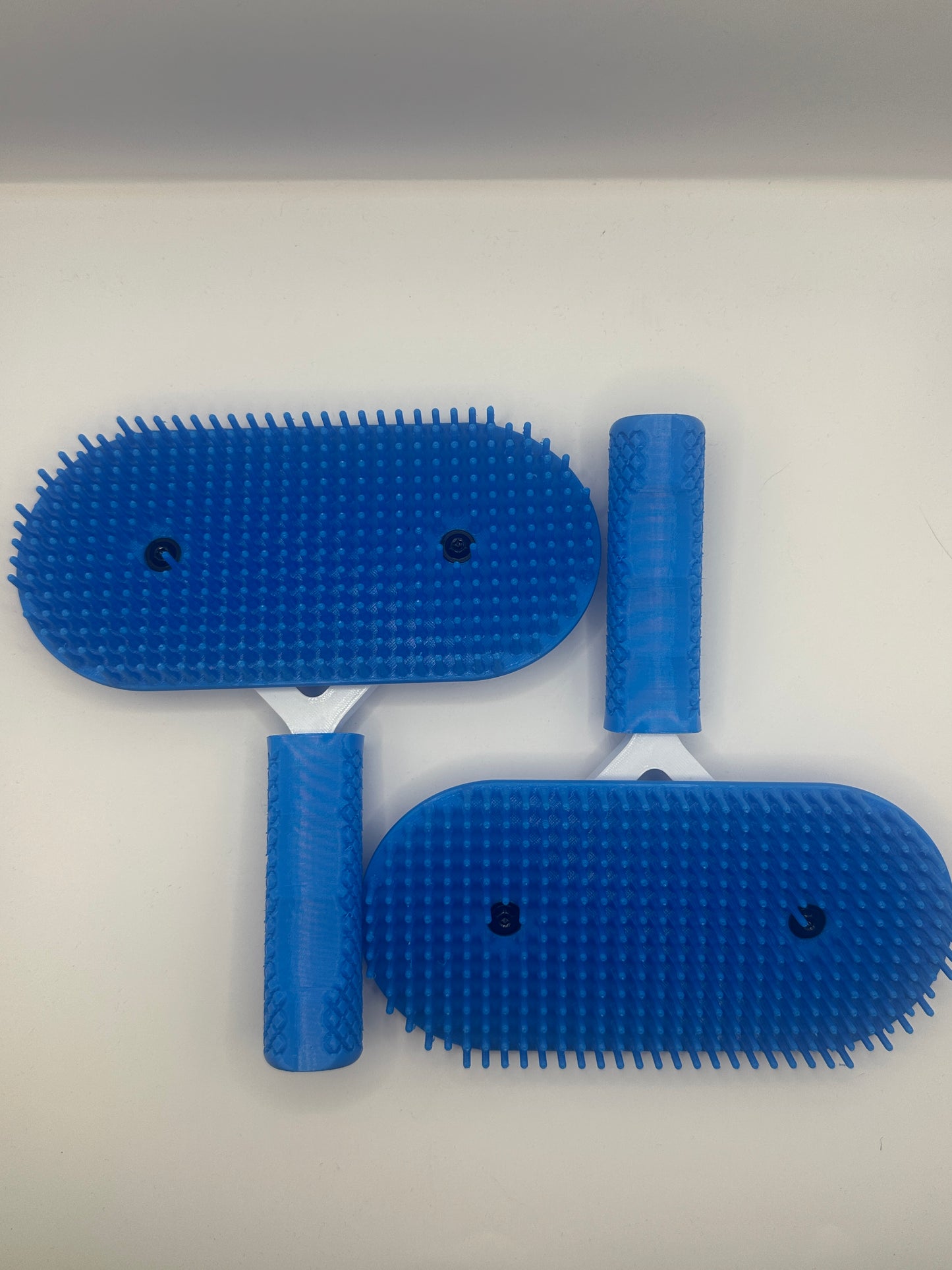 Light Blue And White Pakzs Ultimate Grooming Brush
